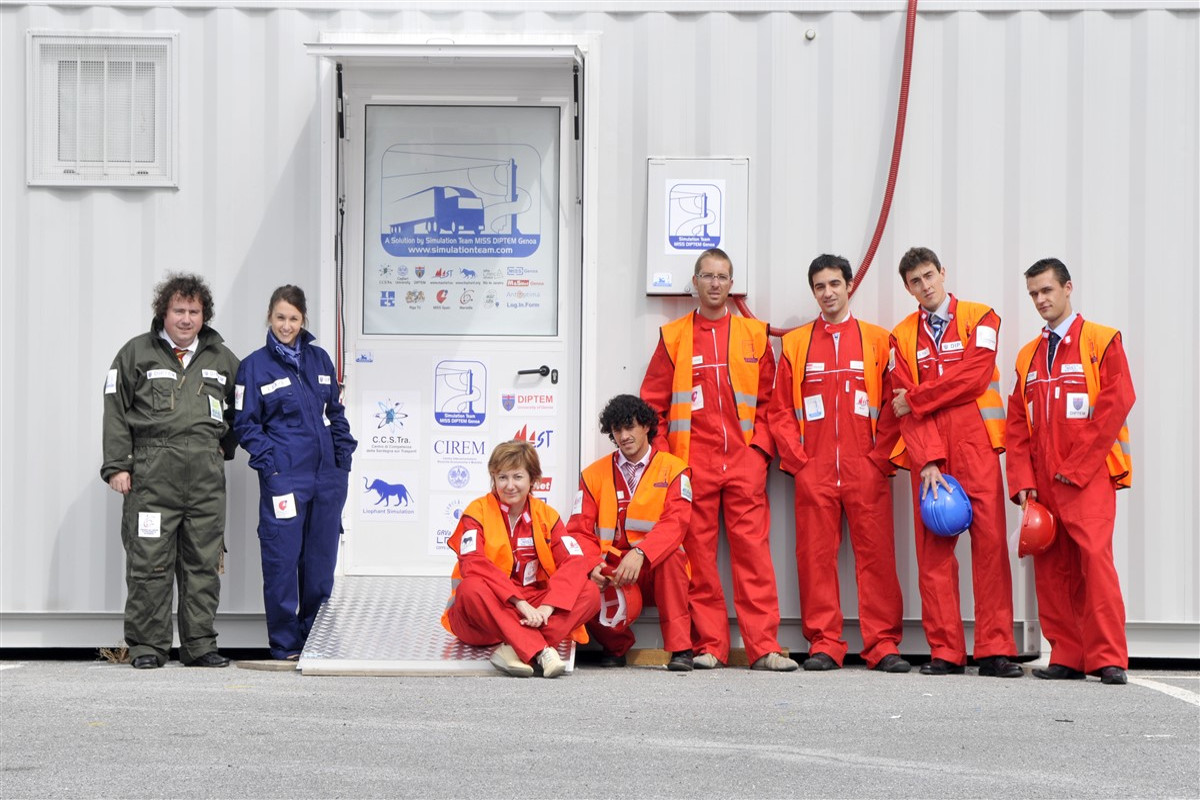 Simulation Team at Work: Mobile Interoperable HLA Simulator in a Container Shelter